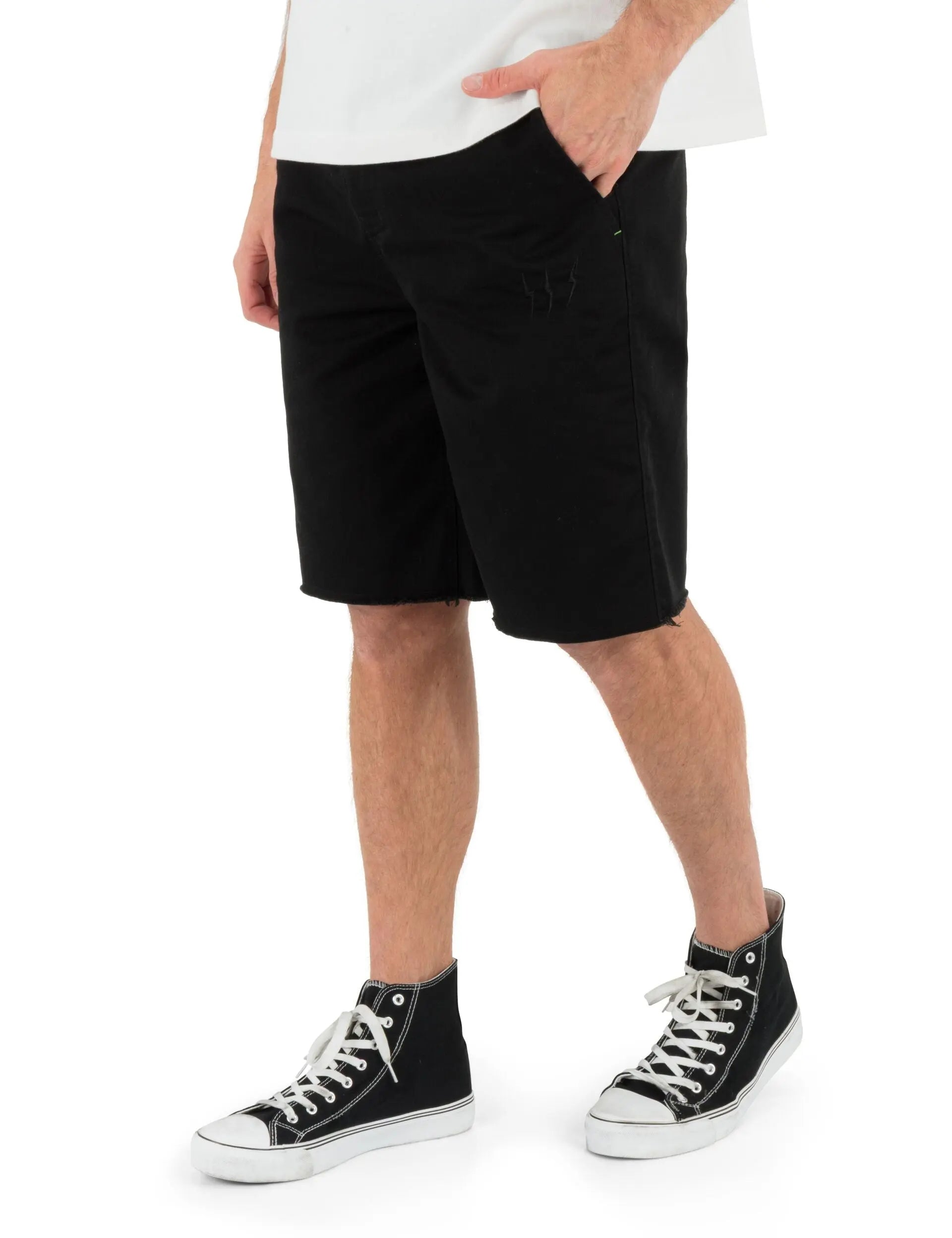 X Travis Barker Silverlake Chino Walkshort 22" (3)