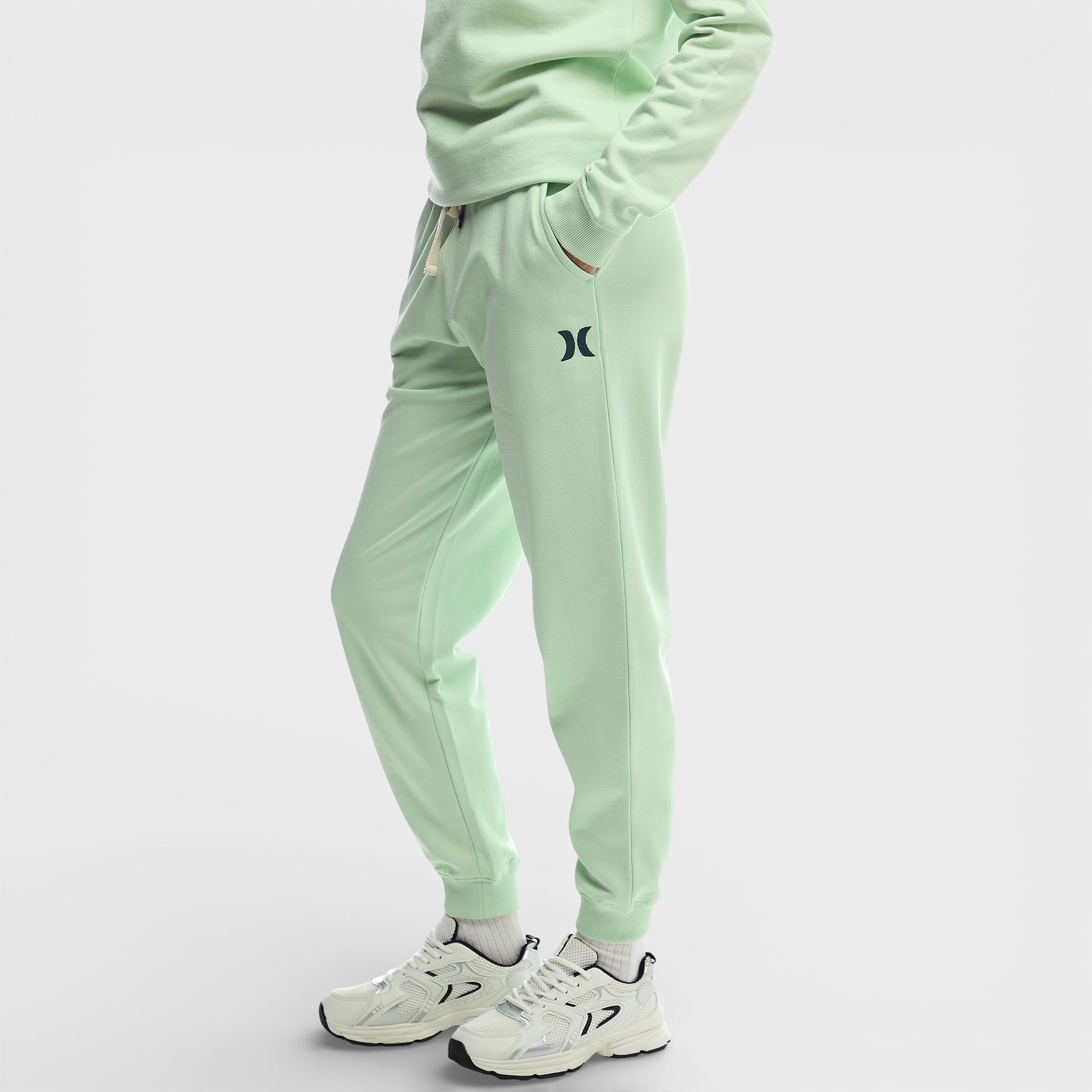 Icon Emb Jogger (2)