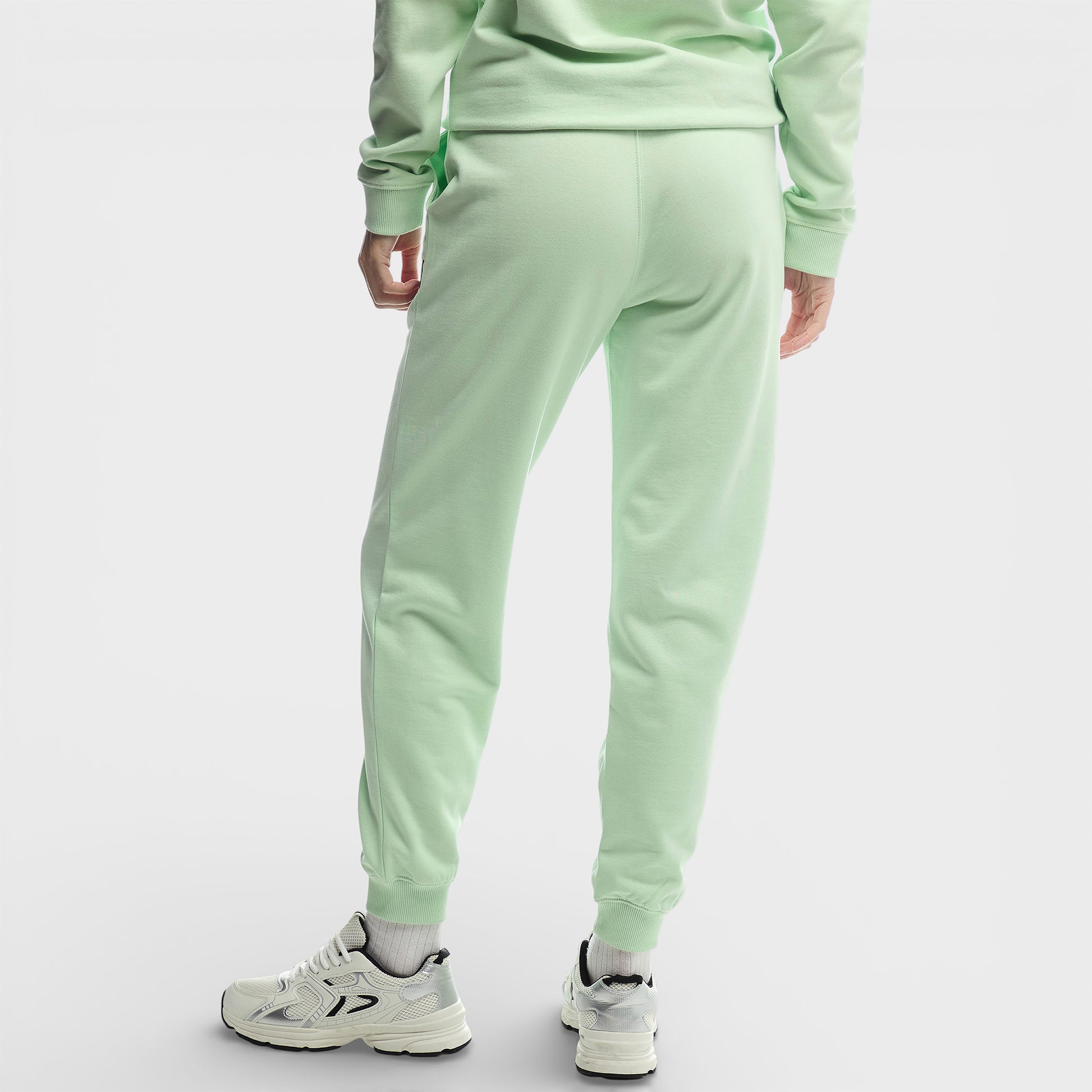 Icon Emb Jogger (3)