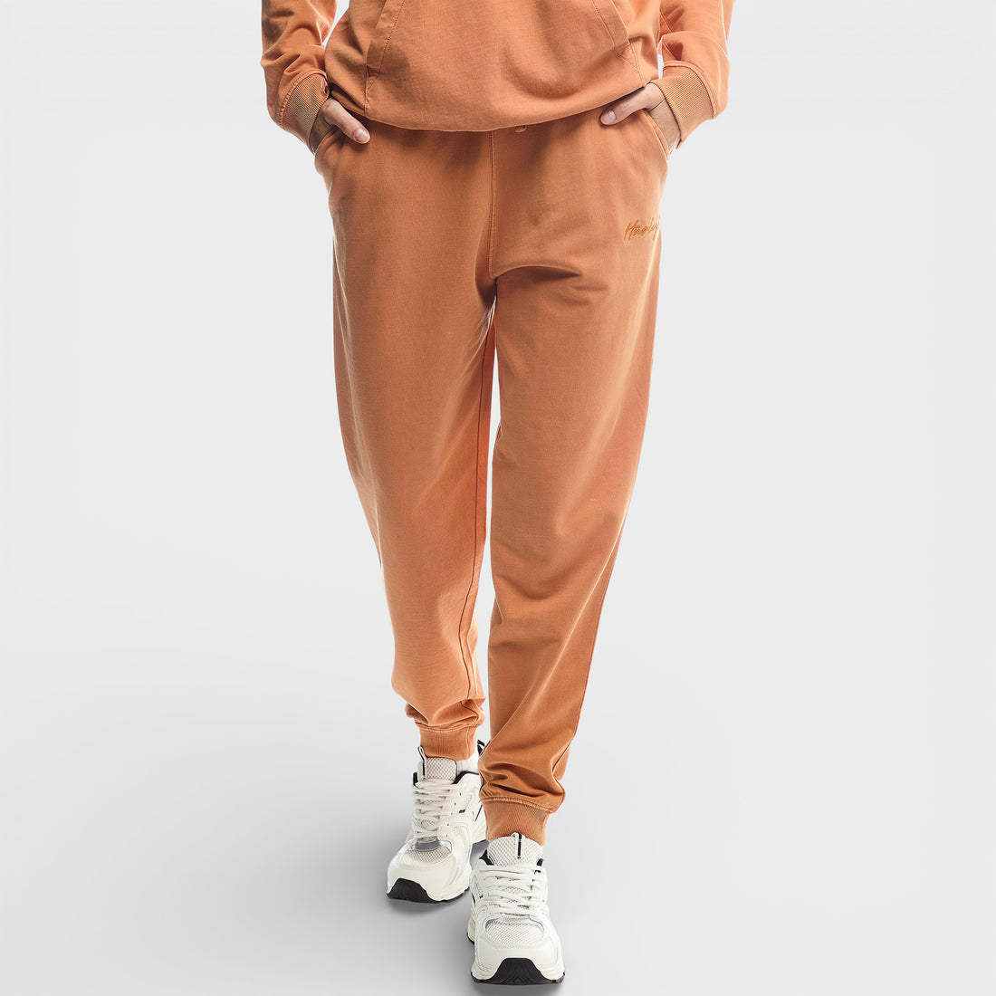 Script Emb Pigment Jogger