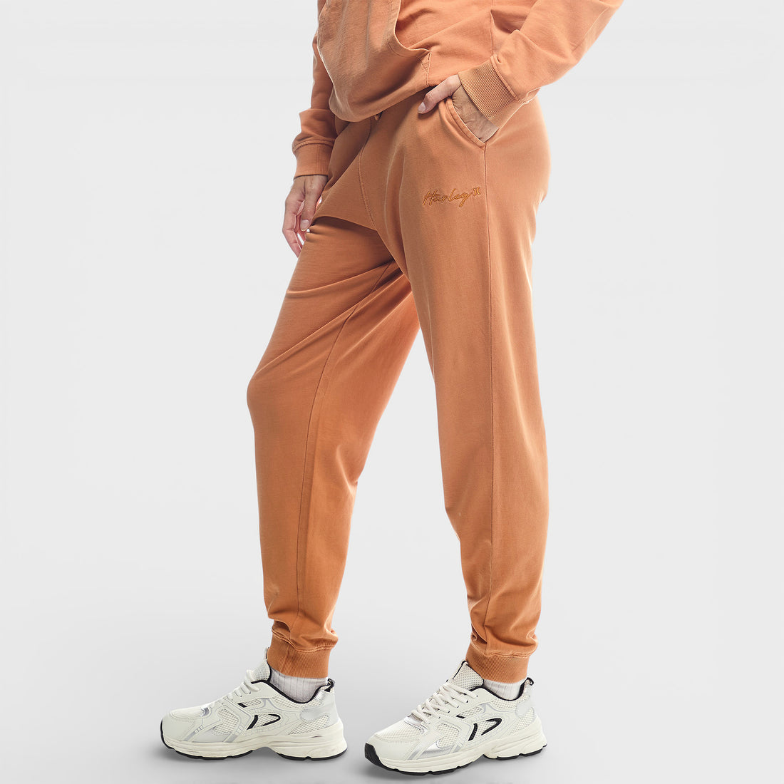 Script Emb Pigment Jogger