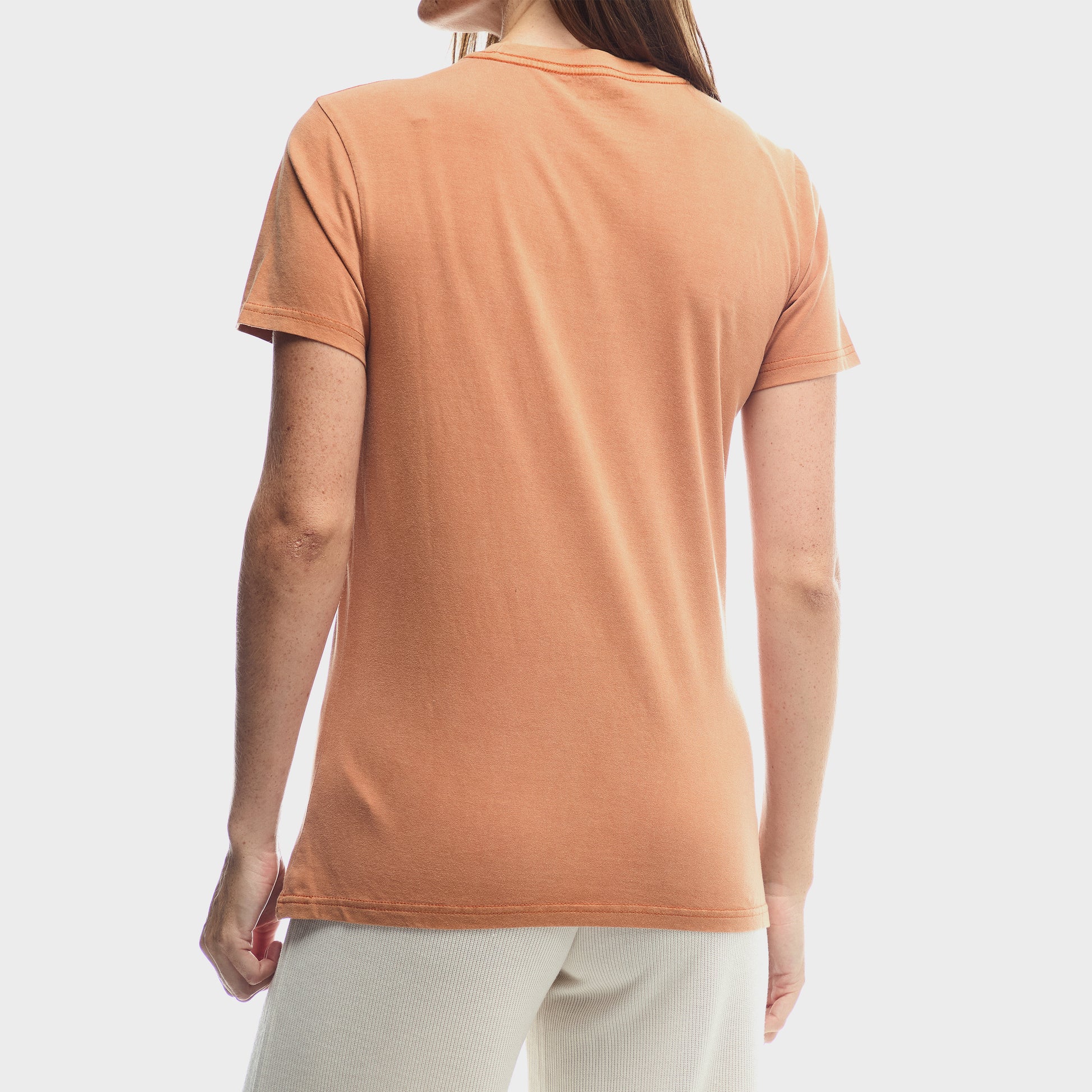 Script Emb Pigment Ss T-Shirt (3)