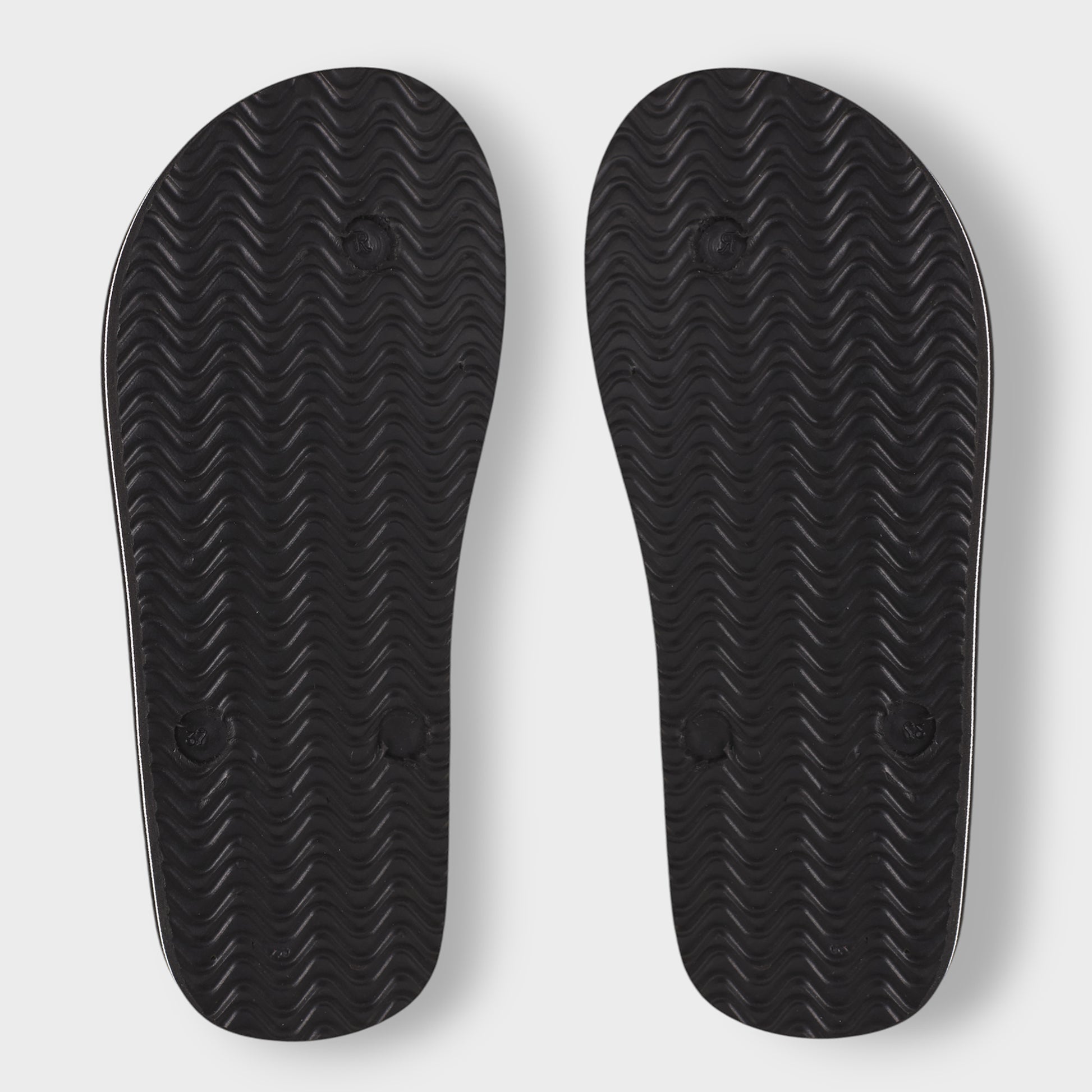 Iconic Flip Flops (5)