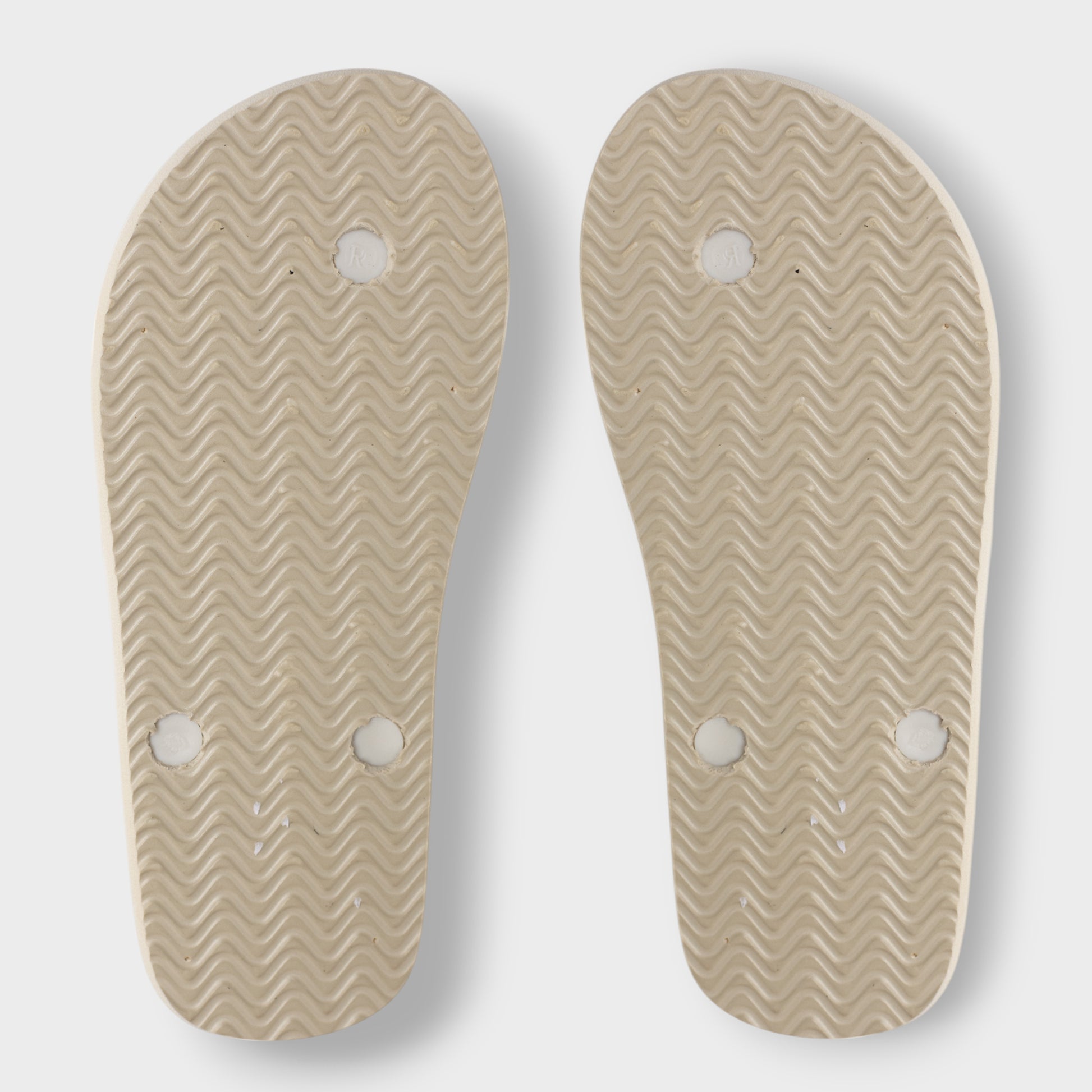 Iconic Flip Flops (5)