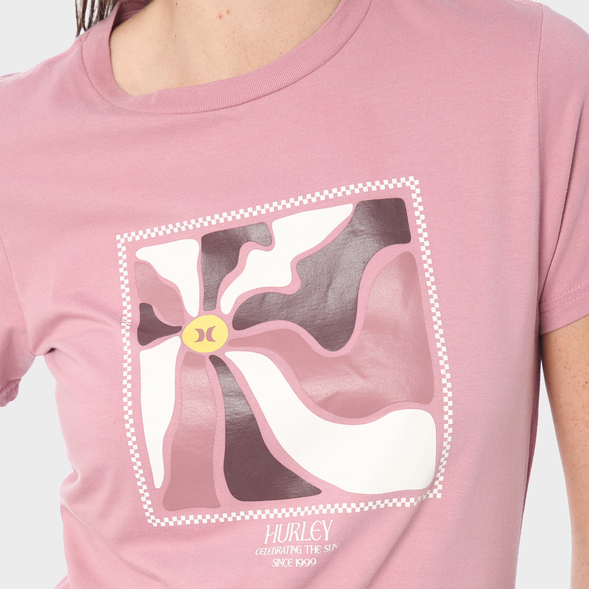 Celebrate Ss T-Shirt (4)