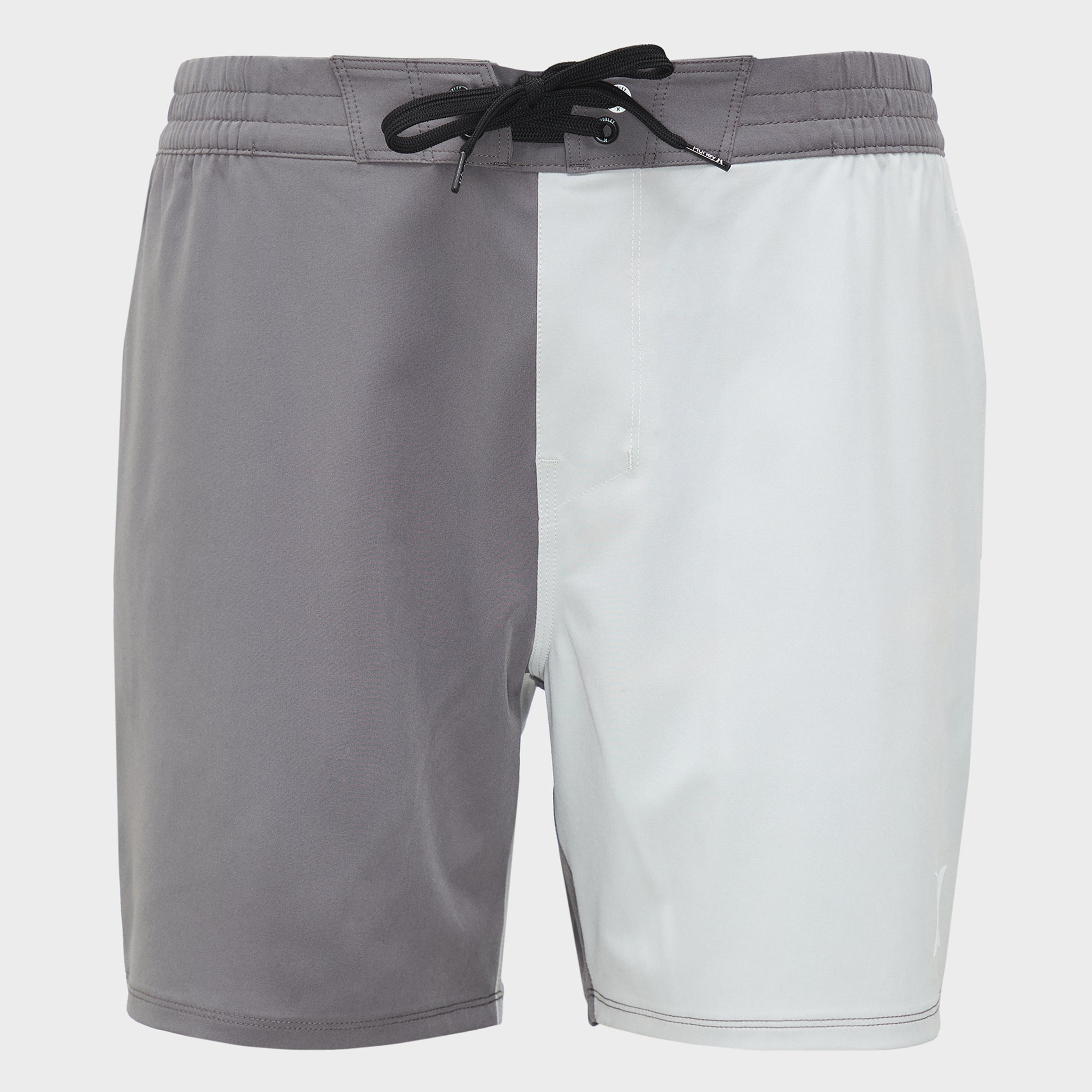 Checkered 17" Volley