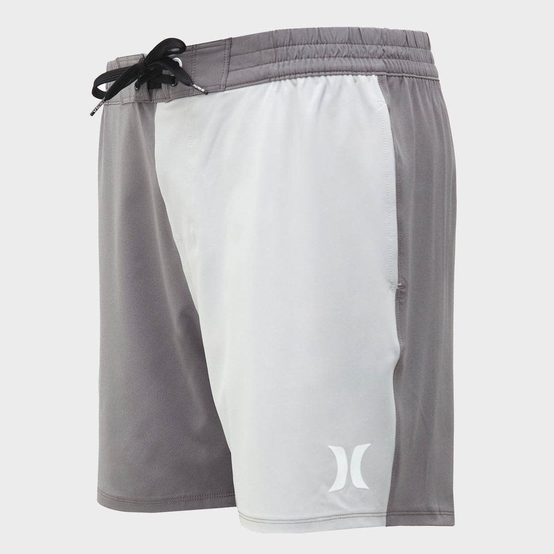 Checkered 17" Volley
